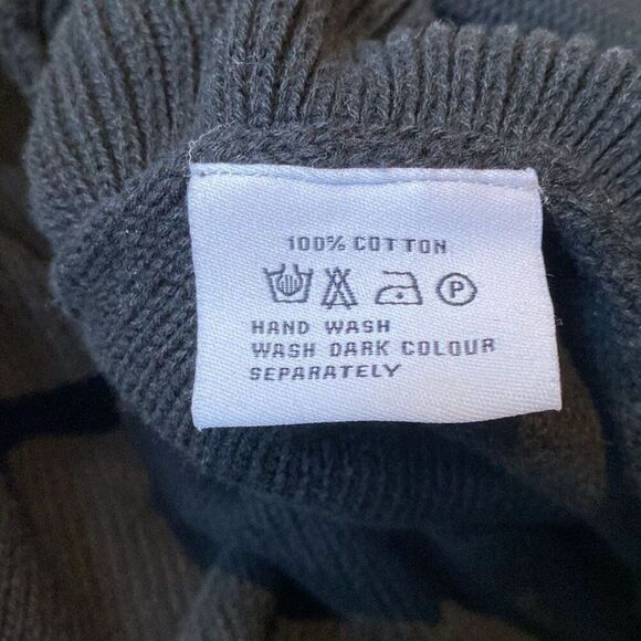 April Marin Ruffle Hem Poncho Sweater Black L - Picture 8 of 10